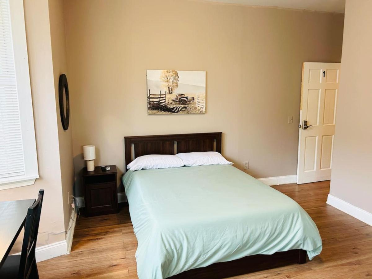 Nice Big Room Near Whole Foods, Brown University With Shared Bathroom And Kitchen Πρόβιντενς Εξωτερικό φωτογραφία